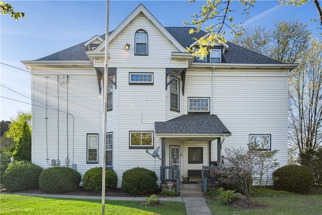 502 Walnut Ave, Clairton, PA 15025