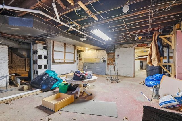 502 Walnut Ave, Clairton, PA 15025