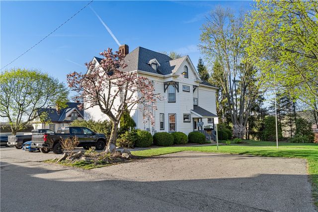 502 Walnut Ave, Clairton, PA 15025