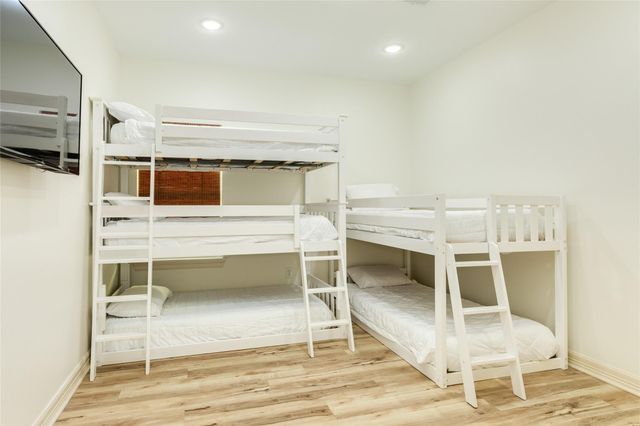 312 Seabean Street, Surfside Beach, TX 77541