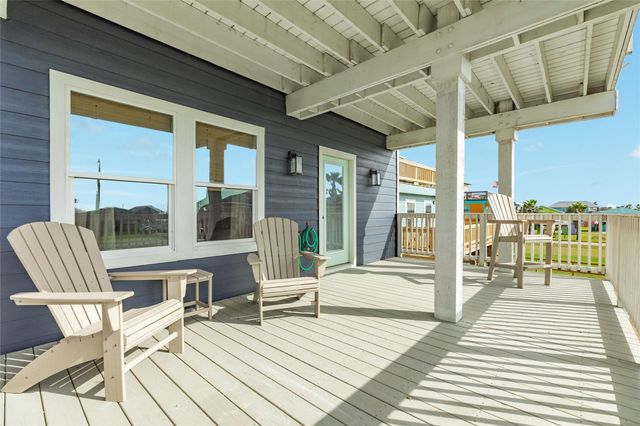 312 Seabean Street, Surfside Beach, TX 77541