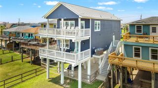 312 Seabean Street, Surfside Beach, TX 77541