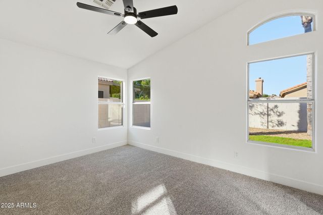 4618 E CHARLESTON Avenue, Phoenix, AZ 85032