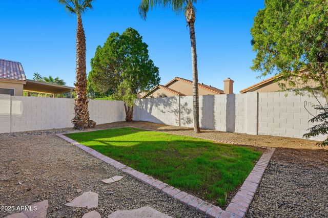 4618 E CHARLESTON Avenue, Phoenix, AZ 85032