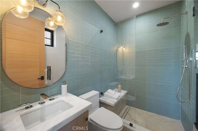 1658 5th, Manhattan Beach, CA 90266