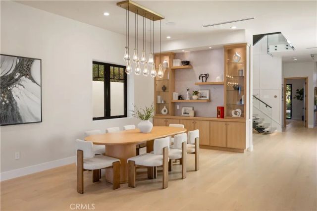 1658 5th, Manhattan Beach, CA 90266