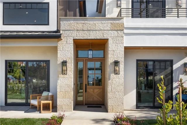 1658 5th, Manhattan Beach, CA 90266