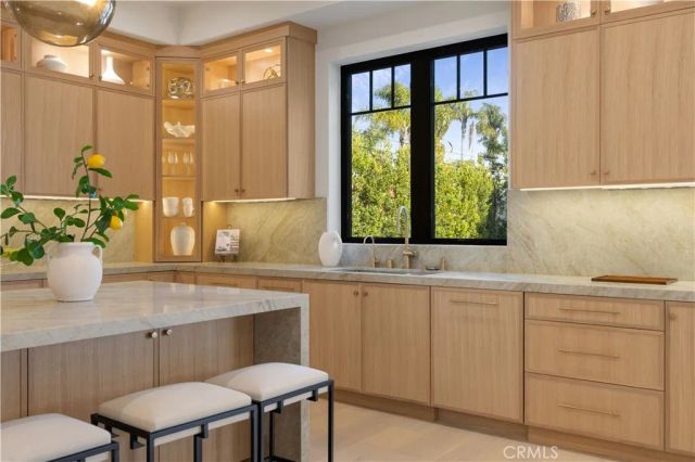 1658 5th, Manhattan Beach, CA 90266