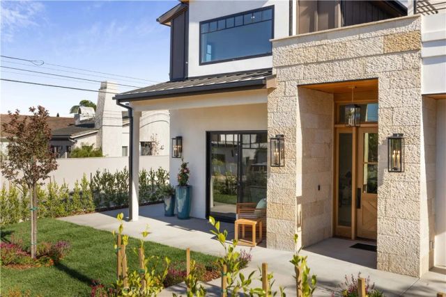 1658 5th, Manhattan Beach, CA 90266