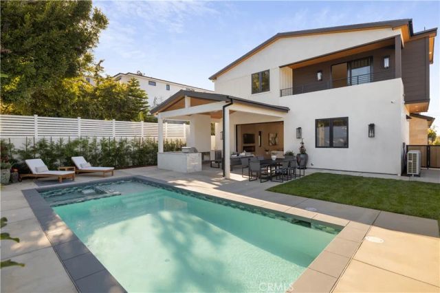 1658 5th, Manhattan Beach, CA 90266