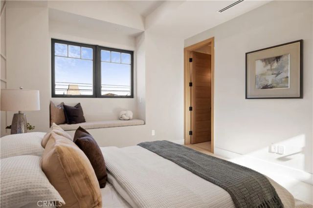 1658 5th, Manhattan Beach, CA 90266