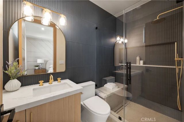 1658 5th, Manhattan Beach, CA 90266