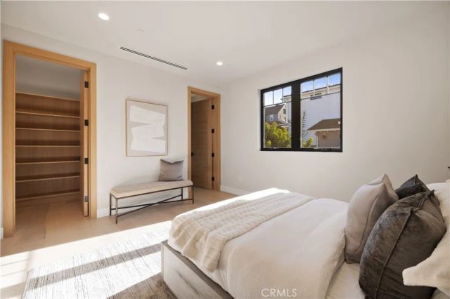 1658 5th, Manhattan Beach, CA 90266