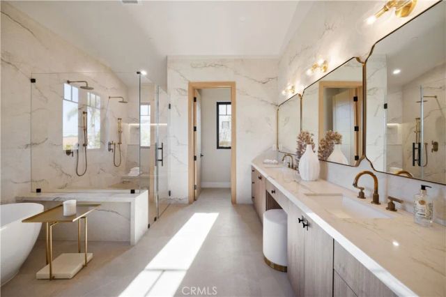 1658 5th, Manhattan Beach, CA 90266