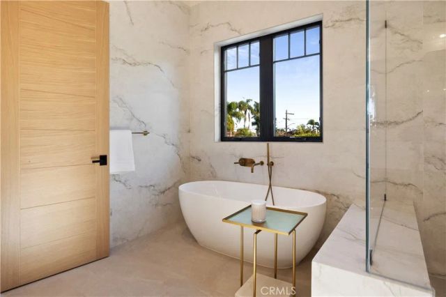 1658 5th, Manhattan Beach, CA 90266