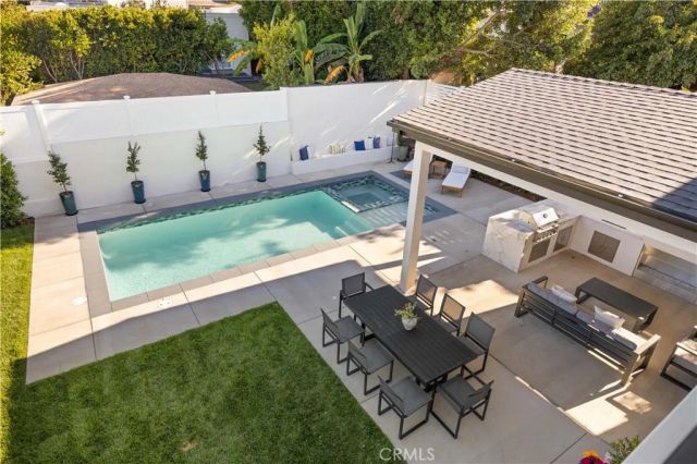 1658 5th, Manhattan Beach, CA 90266
