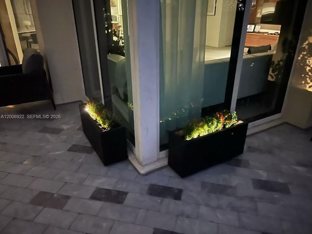 3370 Hidden Bay Dr 409, Aventura, FL 33180