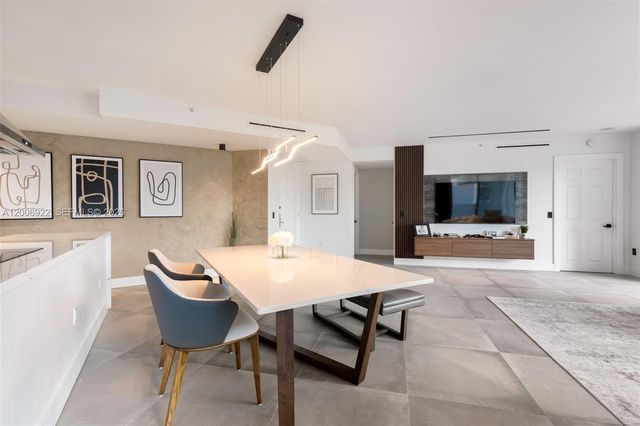 3370 Hidden Bay Dr 409, Aventura, FL 33180