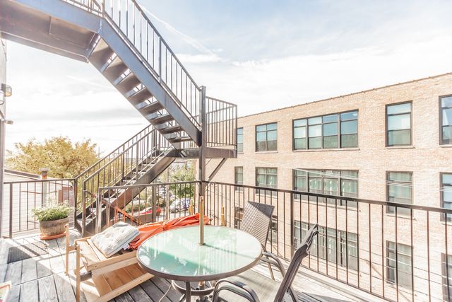 2018 S Loomis Street 3, Chicago, IL 60608