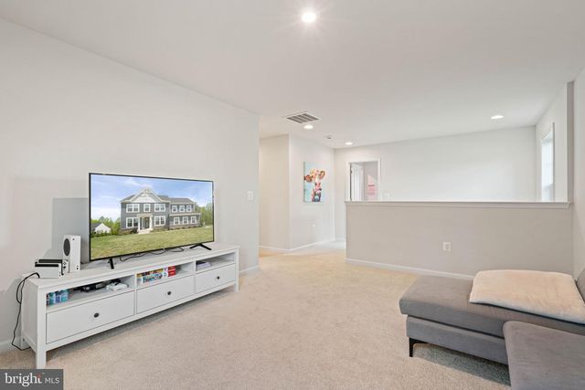 106 LIBERTY GARDEN, Fredericksburg, VA 22406