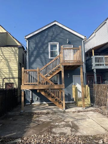 2731 S Whipple Street, Chicago, IL 60623