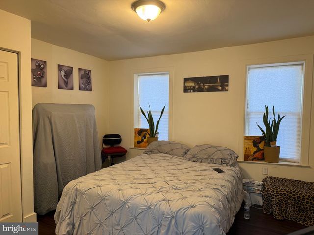 1443 BERRYHILL ST, Harrisburg, PA 17104