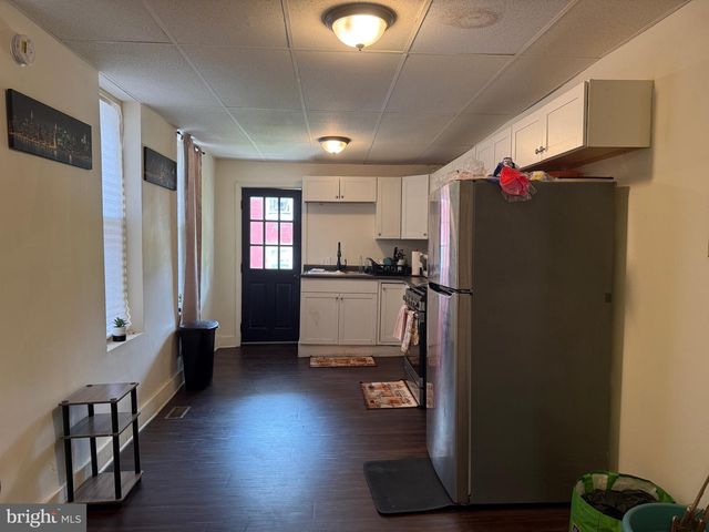 1443 BERRYHILL ST, Harrisburg, PA 17104