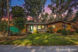 4365 Bedaki Avenue NE, Lowell, MI 49331