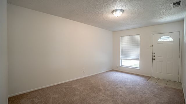 217 Wintercrest Road, Burleson, TX 76028