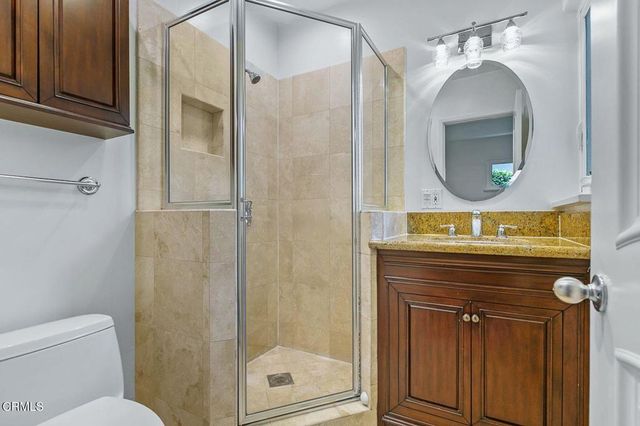 1325 Lomay Place, Pasadena, CA 91103