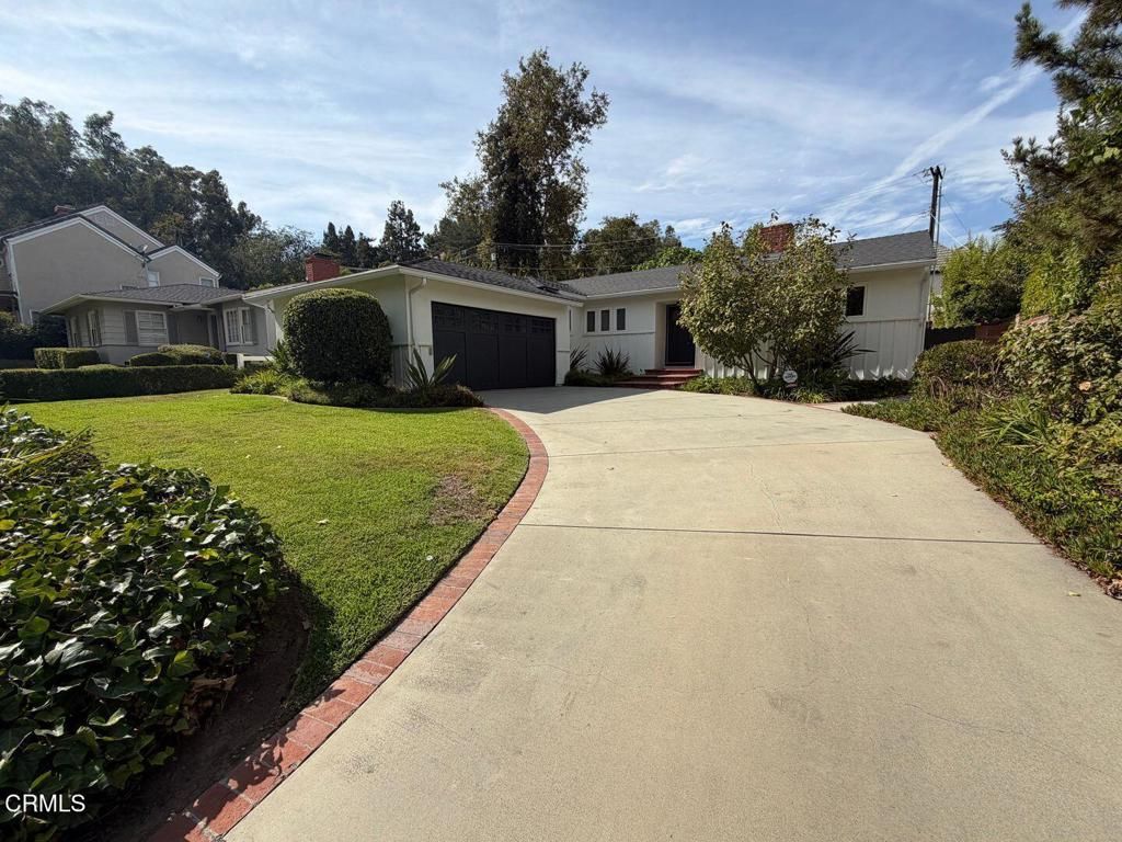 1325 Lomay Place, Pasadena, CA 91103