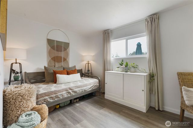 29020 1st Avenue #37, Des Moines, WA 98198