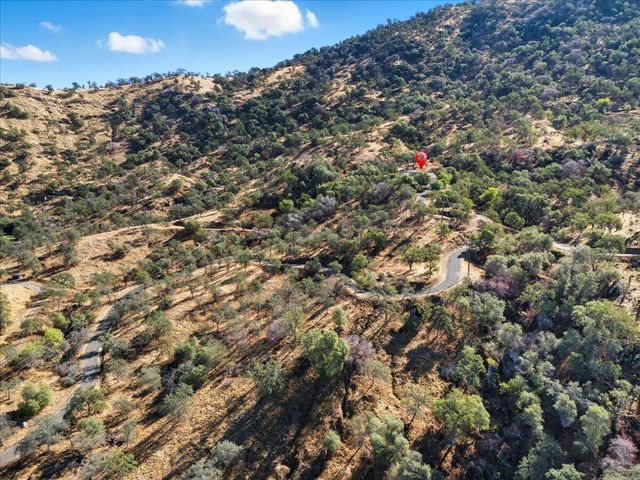 41299 E Mynatt Drive, Three Rivers, CA 93271