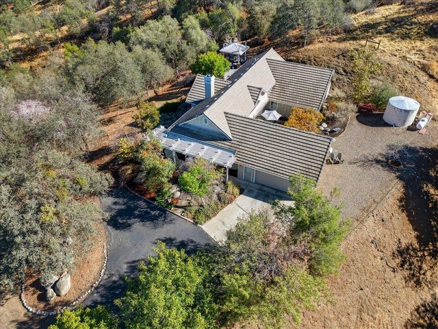 41299 E Mynatt Drive, Three Rivers, CA 93271