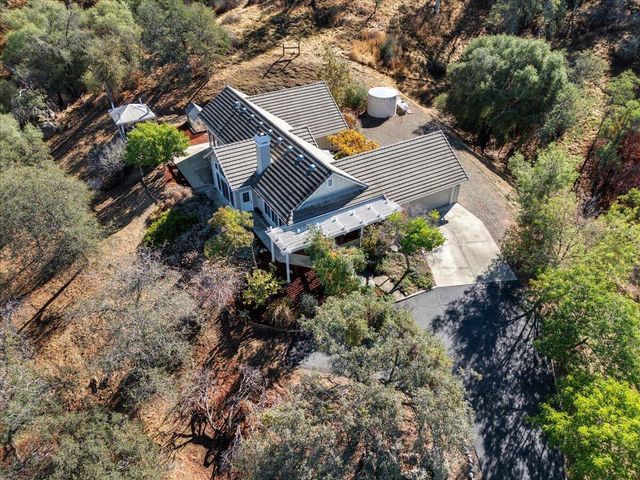 41299 E Mynatt Drive, Three Rivers, CA 93271