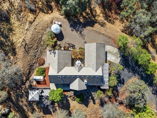 41299 E Mynatt Drive, Three Rivers, CA 93271