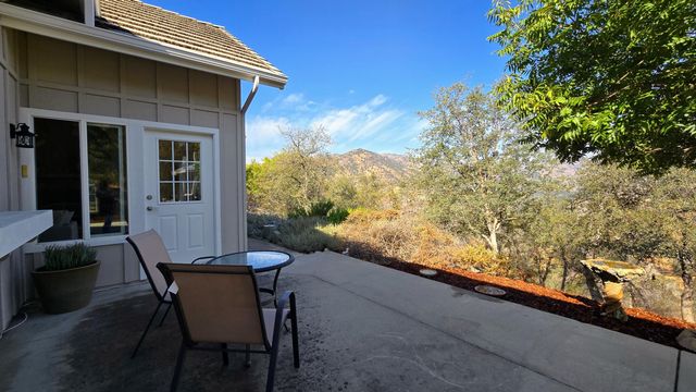 41299 E Mynatt Drive, Three Rivers, CA 93271