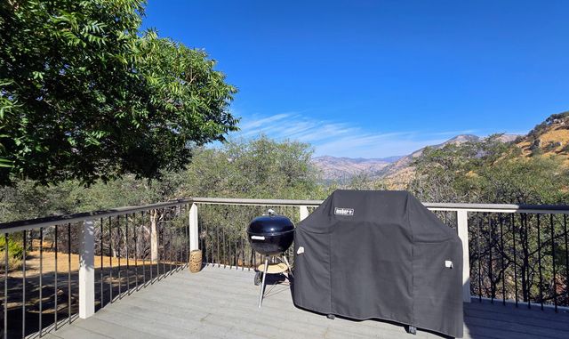 41299 E Mynatt Drive, Three Rivers, CA 93271