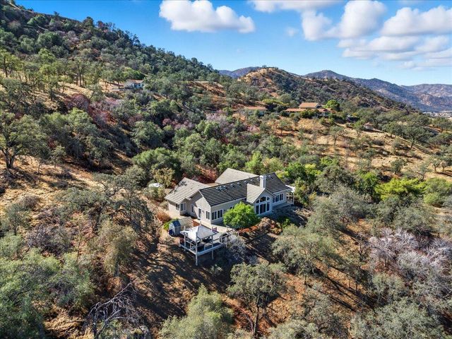 41299 E Mynatt Drive, Three Rivers, CA 93271