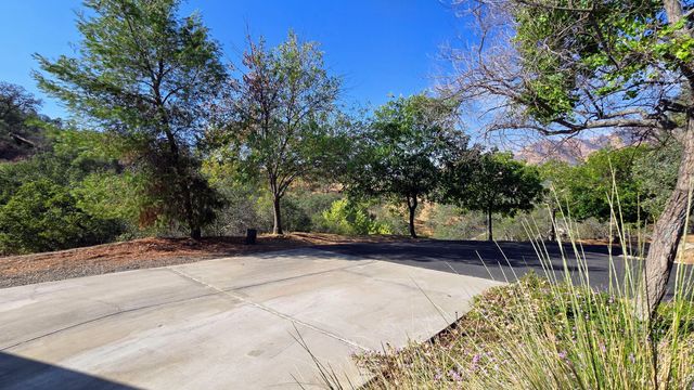 41299 E Mynatt Drive, Three Rivers, CA 93271