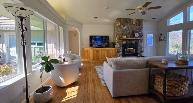 41299 E Mynatt Drive, Three Rivers, CA 93271