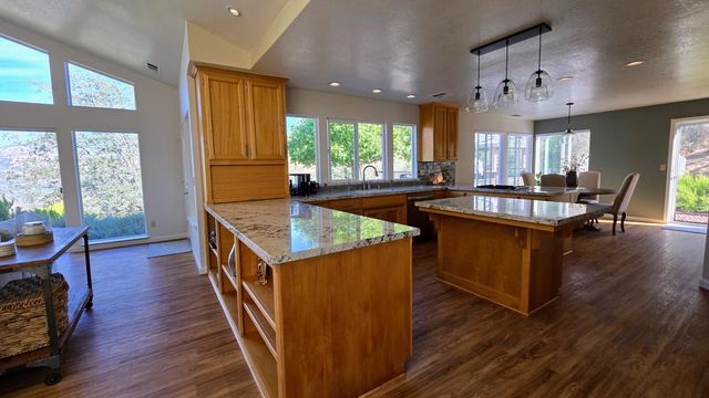 41299 E Mynatt Drive, Three Rivers, CA 93271