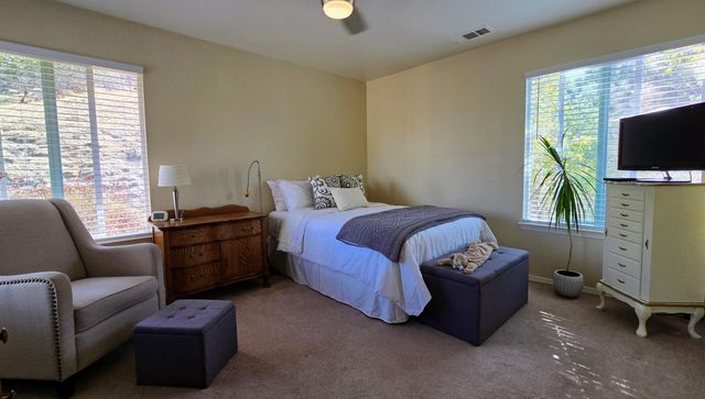 41299 E Mynatt Drive, Three Rivers, CA 93271