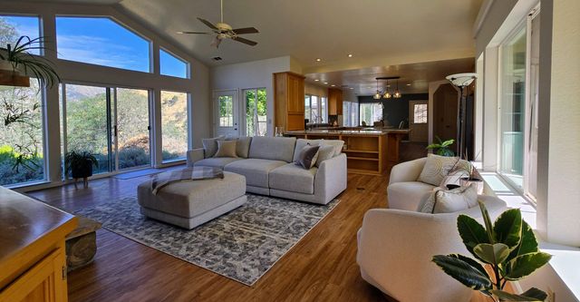 41299 E Mynatt Drive, Three Rivers, CA 93271