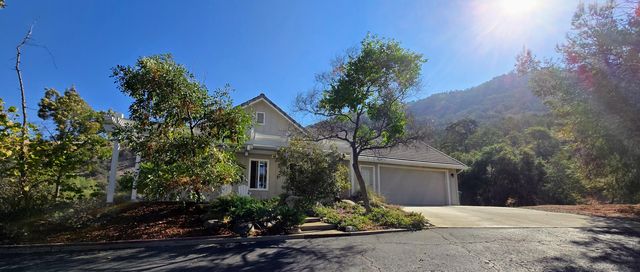 41299 E Mynatt Drive, Three Rivers, CA 93271