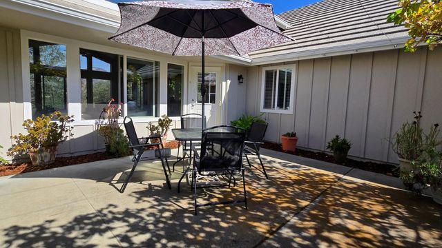 41299 E Mynatt Drive, Three Rivers, CA 93271