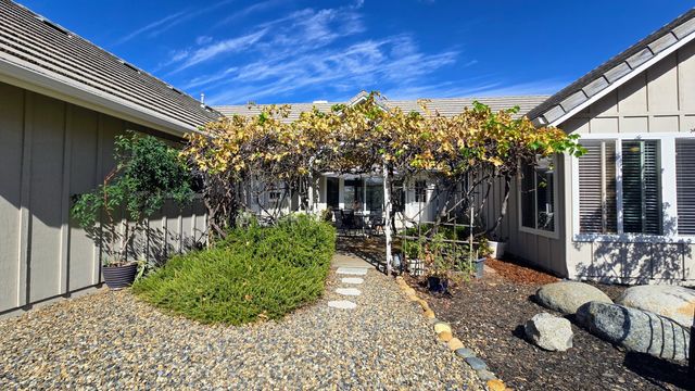 41299 E Mynatt Drive, Three Rivers, CA 93271
