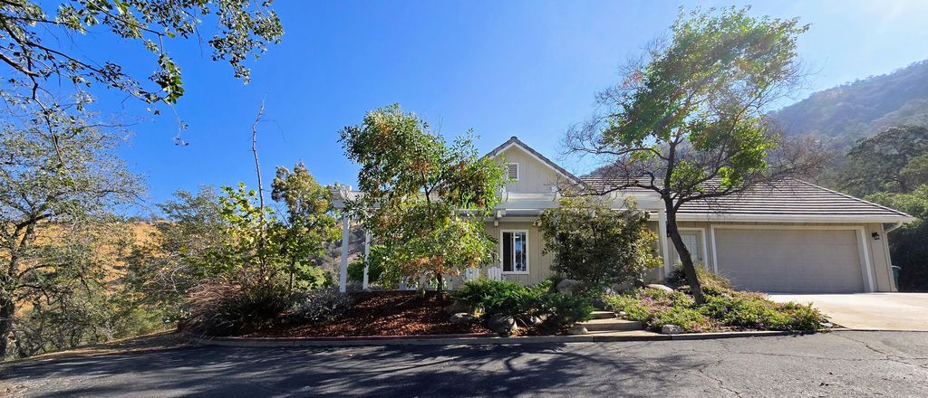 41299 E Mynatt Drive, Three Rivers, CA 93271