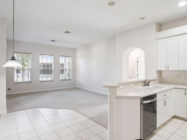 20806 QUEEN ALEXANDRA DRIVE, Leesburg, FL 34748
