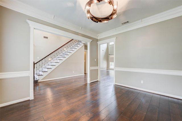 11 E Wedgemere Circle, The Woodlands, TX 77381